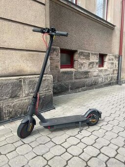Elektrická koloběžka Xiaomi
