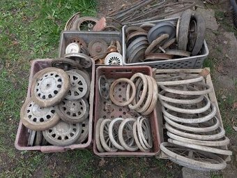 kola kolečka starý kočárek tříkolka koloběžka