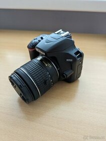 Nikon D3500 (6 400 exp.) + Nikon 18-55mm VR