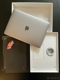 Apple Macbook Air 2020 13,3“ 1,1GHz, 256GB, TOP stav - 1