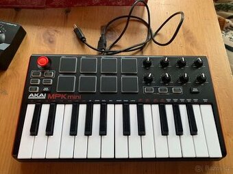 Akai MPK mini MK3 Red