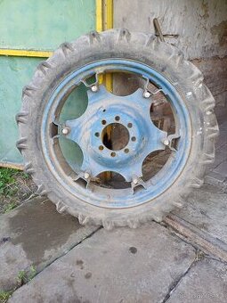 Kolo na zetor 3011