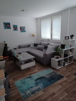 Pronájem zrekonstruovaného bytu 3+1 (76 m²) s balkonem