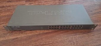 Prodám switch TP-LINK TL-SG1024 – 24portový gigabitový switc