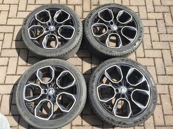 Alu disky R17x7.0, rozteč 5x112, letní pneu Nexen