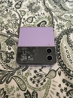 SAMSUNG GALAXY Z FLIP 4