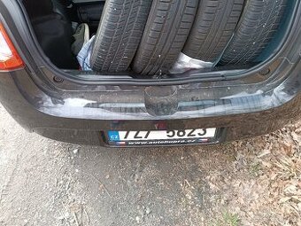 KolaFiesta +pneu
