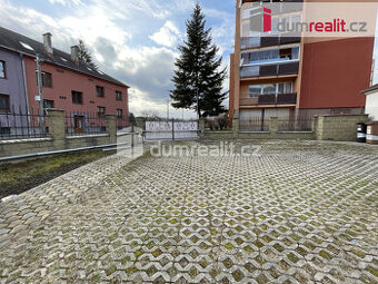 Pronájem, parkovací stání, 12 m2, Vítkov, ul. náměstí Jana Z - 1
