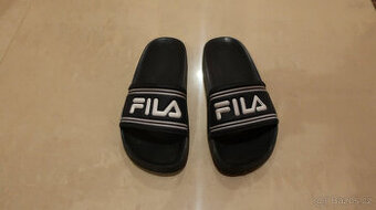 Fila pantofle