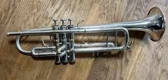 Trumpeta Bb Vincent Bach Stradivarius model 25 - 1