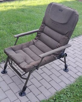 Avid Carp Benchmark Memory Foam Recliner