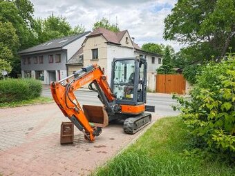 Pásový minibagr Hitachi ZX33U- 5A