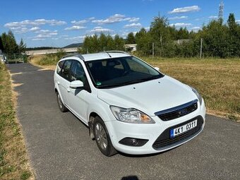 Ford Focus kombi 1.6 i