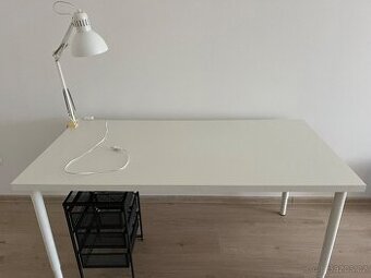 Psací stůl + šuplíkový kontejner + lampička