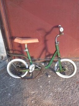 staré dětské kolo