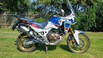 Honda CRF1000L Africa Twin Adventure Sports a 3 cest. bedny