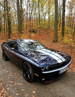 Dodge Challenger 5.7 hemi