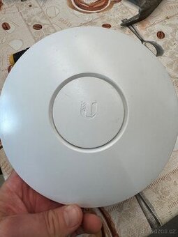 UniFi UAP-LR