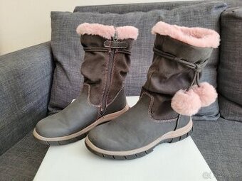 Zimní holčičí kozačky, v. 31