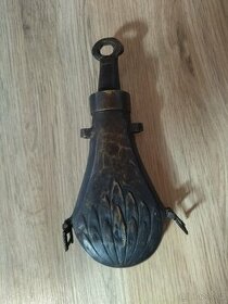 Mosazná prachovnice