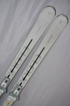 Dámské carvingové lyže lyže Atomic Cloud C11