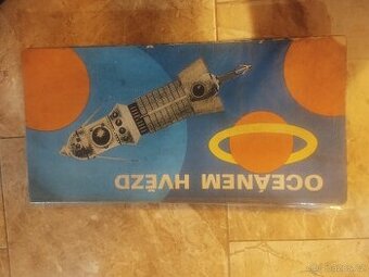 Retro stolní hra oceán hvězd