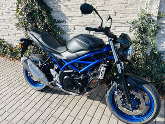 Suzuki SV 650 N r.v.2022 najeto 14tis km
