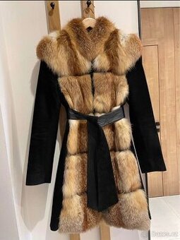 Luxusní kožich 2v1 – Pravá kožešina & broušená kůže