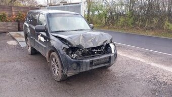 Mitsubishi Pajero IV 3,2DID 147kW, kód motoru 4541,manual