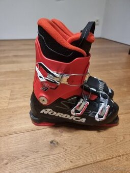 Juniorské lyžáky Nordica Speed Machine 3 velikost 24-24,5