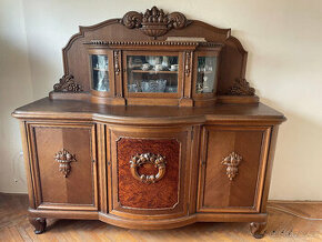 Starožitný nábytek