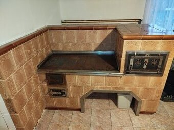 Kachlová kamna s pecí