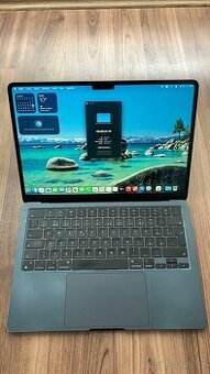 Macbook Air 13” 2022 M2