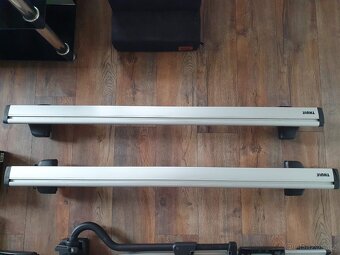 Střešní nosiče a příčníky Thule