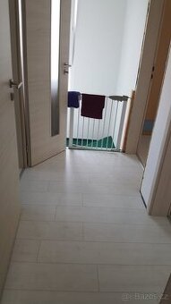 zabrana do dveři i na schody