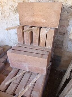 Obrubnik Linea I. karamel