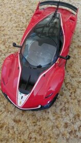 RC auto Ferrari