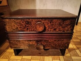 Starý nábytek - šuplík - 1