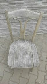 Židle-krasna stará židle na opravu