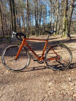 Prodám cyklokrosové kolo Giant TCX – špičková výbava, lehký