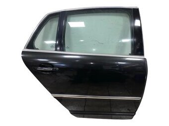 Pravé zadní dveře černá metalíza LR9V VW Phaeton 3D 2009
