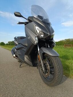 Yamaha X-max 400