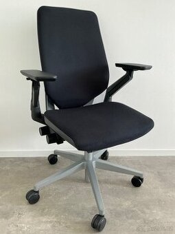 Kancelářská židle Steelcase Gesture - TOP STAV