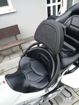 Opěrka řidiče Honda Goldwing GL 1800