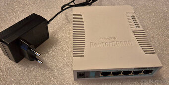 Mikrotik RB951G-2HnD
