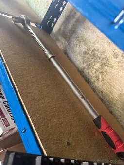 PRODÁNO. Masivní teleskopický klíč na kola 17/19 + 21/23 mm