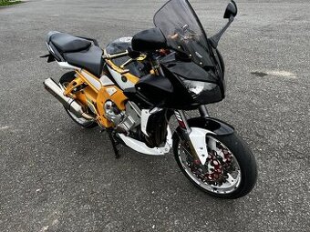Yamaha fz1  150 koni