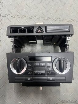 1din panel Audi A3 8p