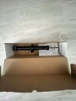 Zadní tlumiče na favorita nebo felicii - 1