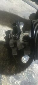 Prodám servo pumpu Santa Fe 2.4i